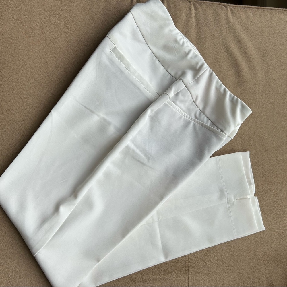 Ibkul Pants Ladies Size 6 White Straight Leg Pull On Pockets New w/o tags Golf